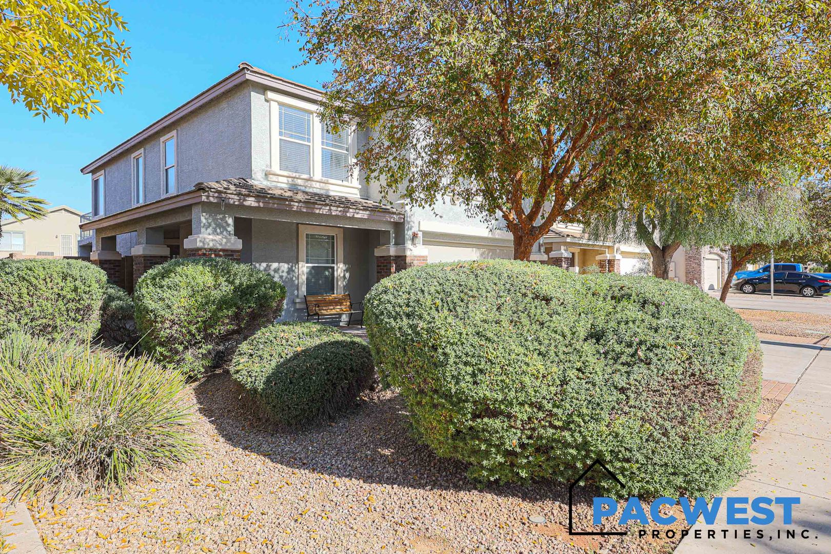 Surprise House: 14872 W Bloomfield Rd