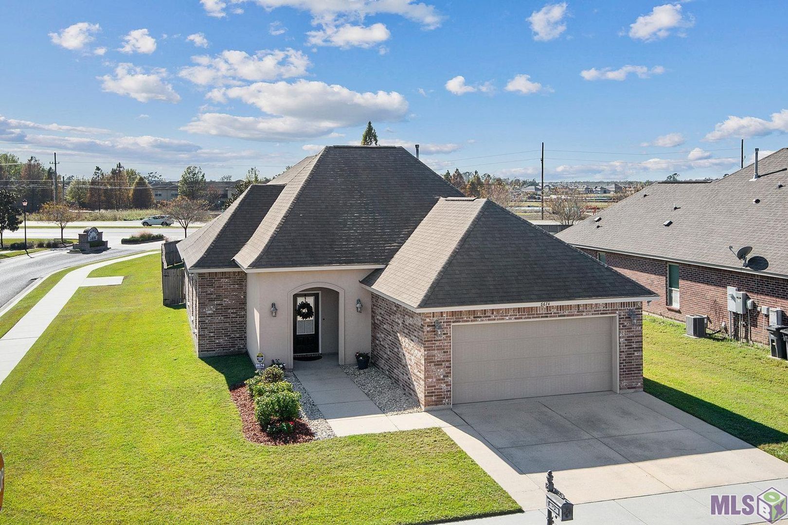 Baton Rouge House: 8674 Abertay Ave.