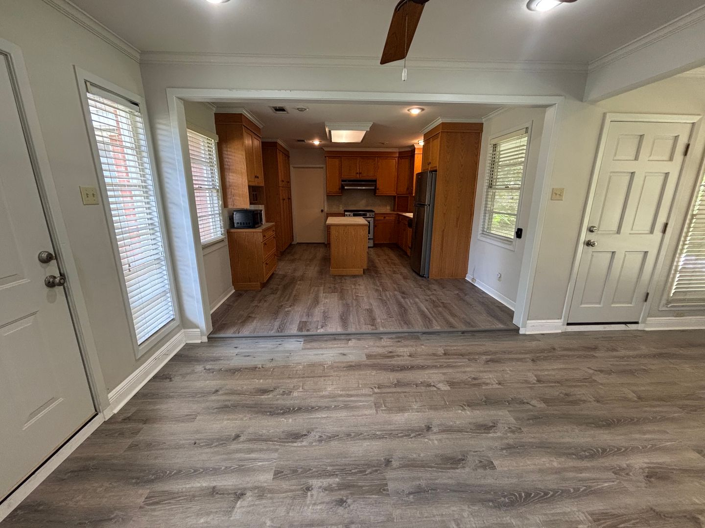 Baton Rouge House: 9834 Cal Rd