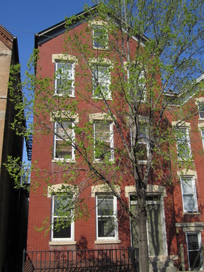 Wicker Park affordable 1 bed for October – photo 1