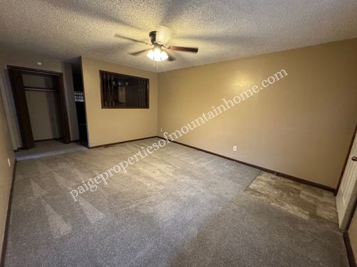 2 Bed 1 Bath Rental at 703 Winchester St, Flippin, AR