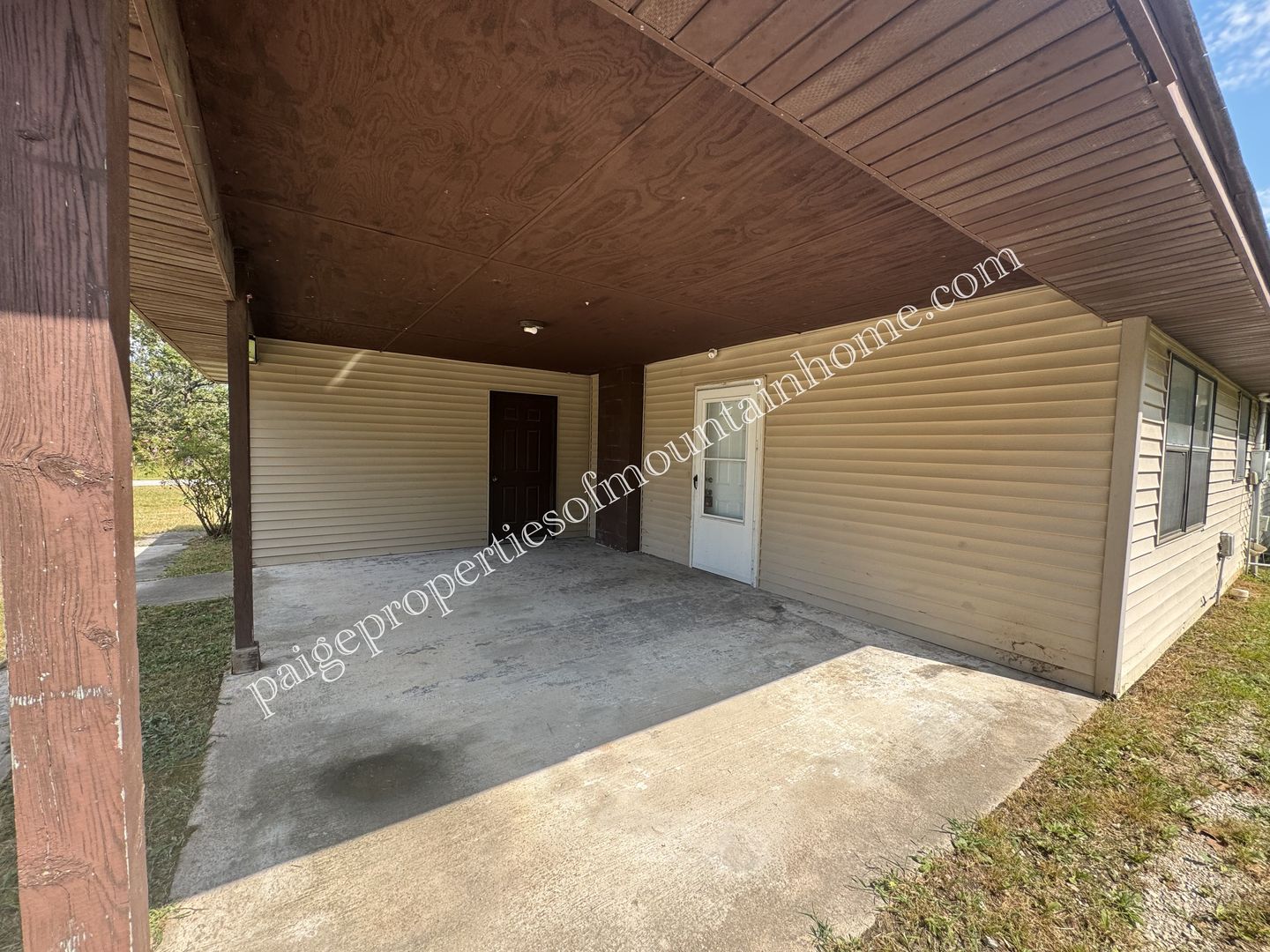 Country Living off Hwy 201N