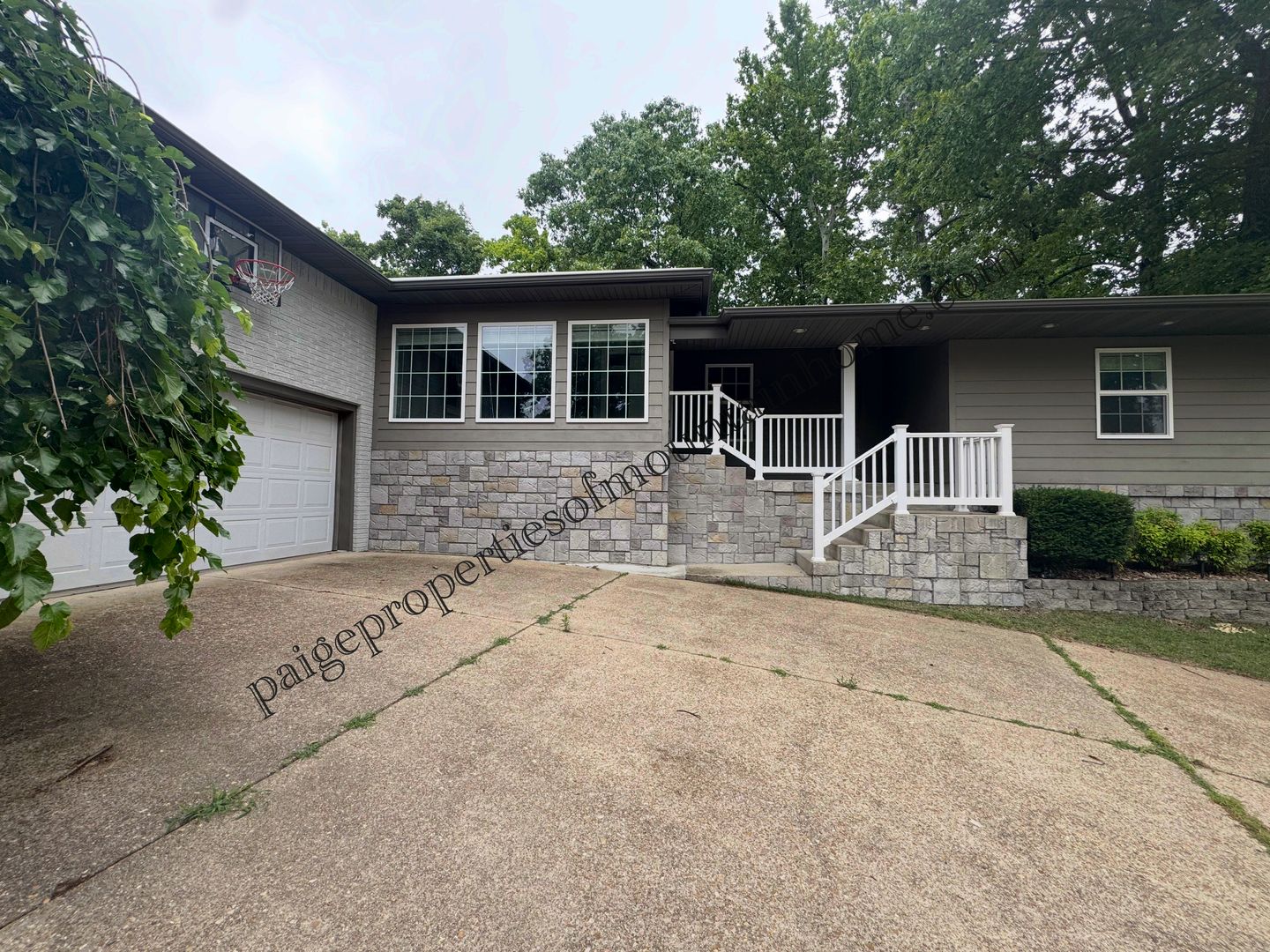 Mountain Home, AR House: 1741 Fairway