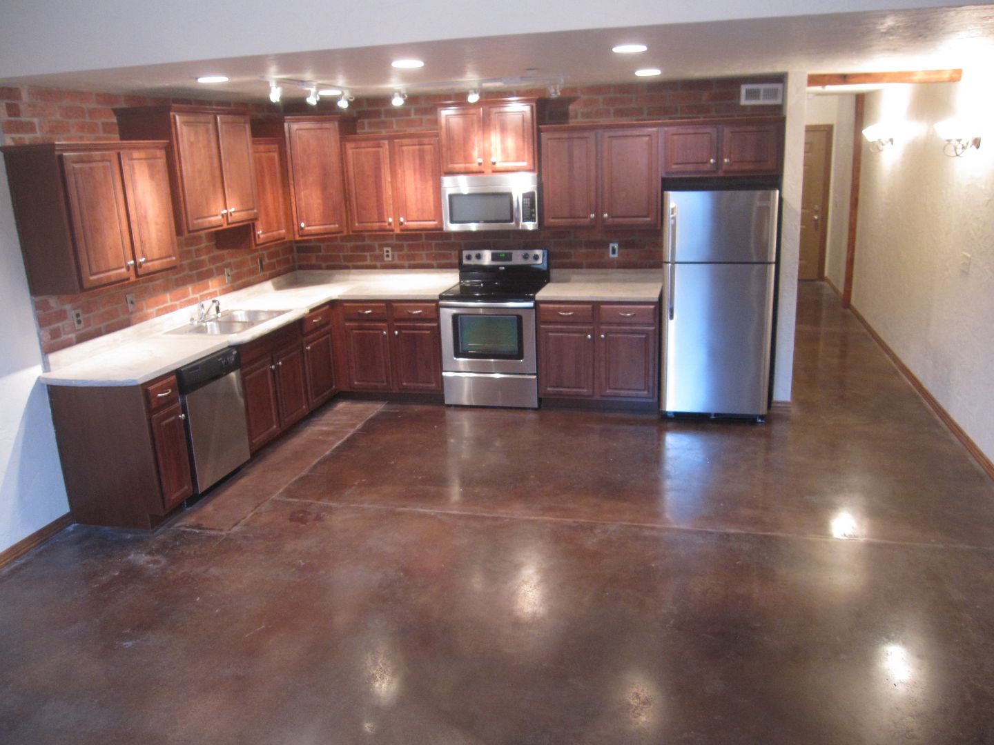 Springfield Apartment: 520 W. Olive St.