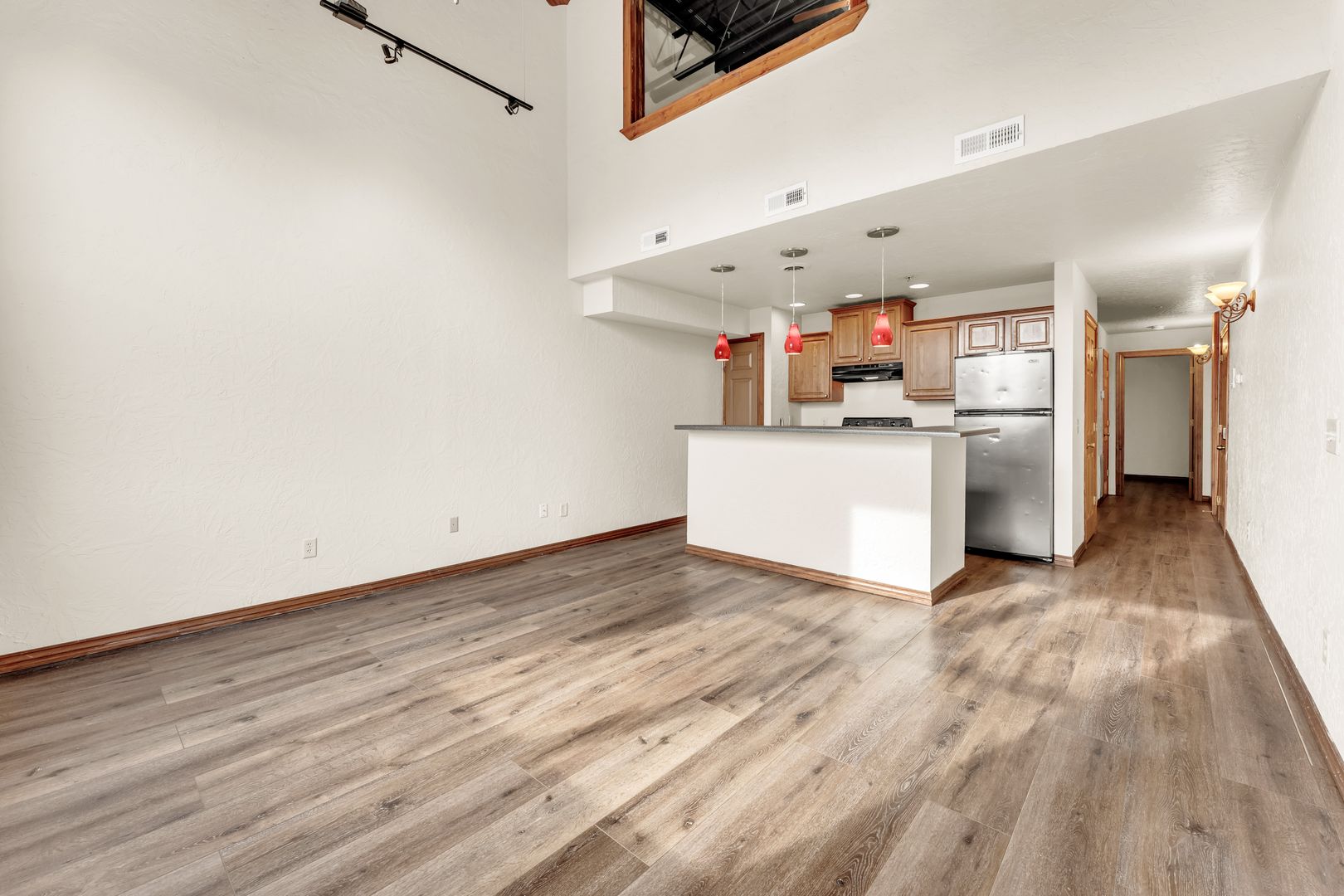 Springfield Apartment: 520 W. Olive St.