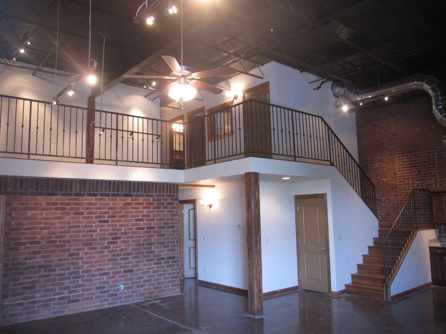 Springfield Apartment: 520 W. Olive St.