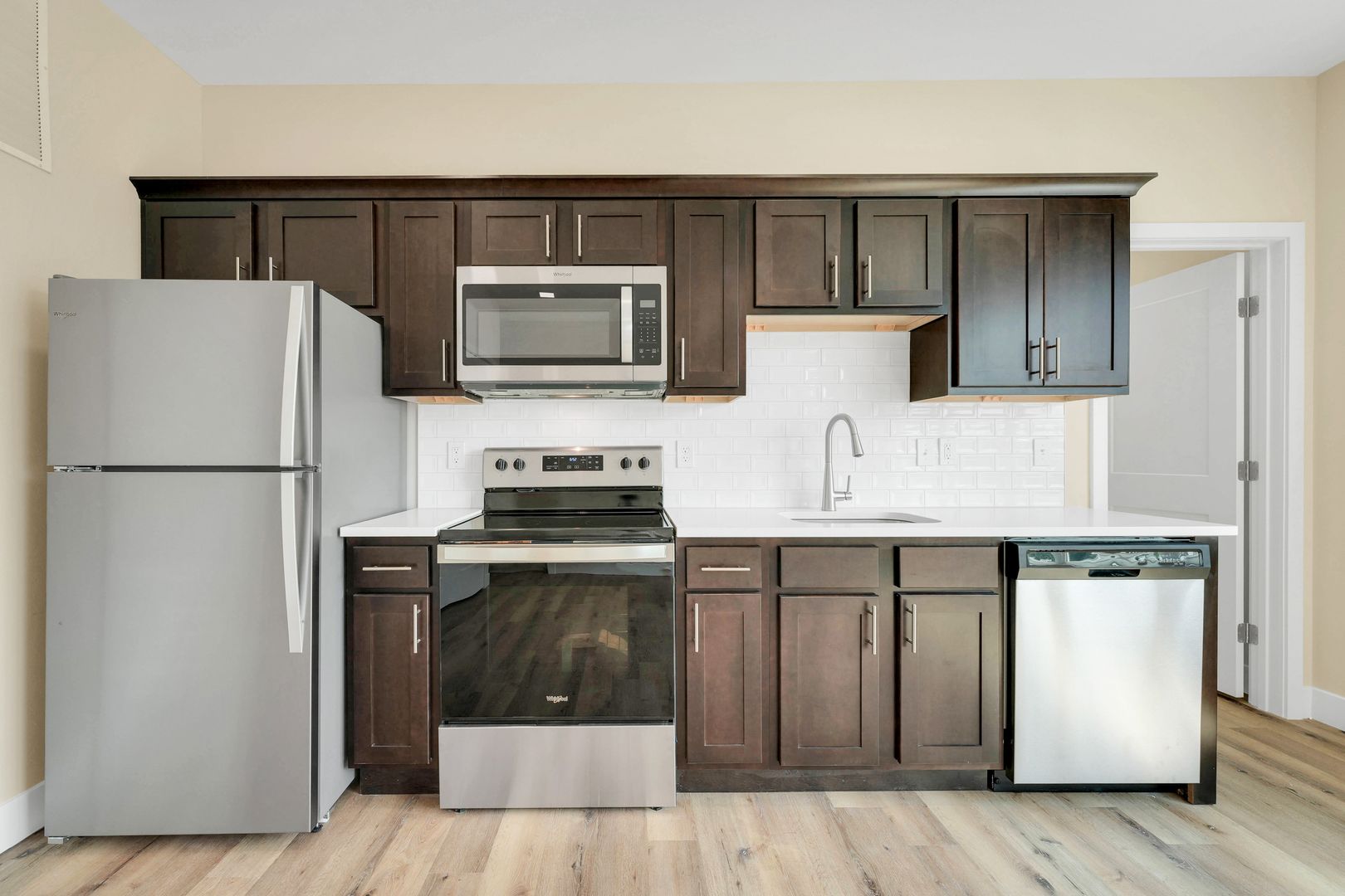 Springfield Apartment: 519 E. Cherry St.