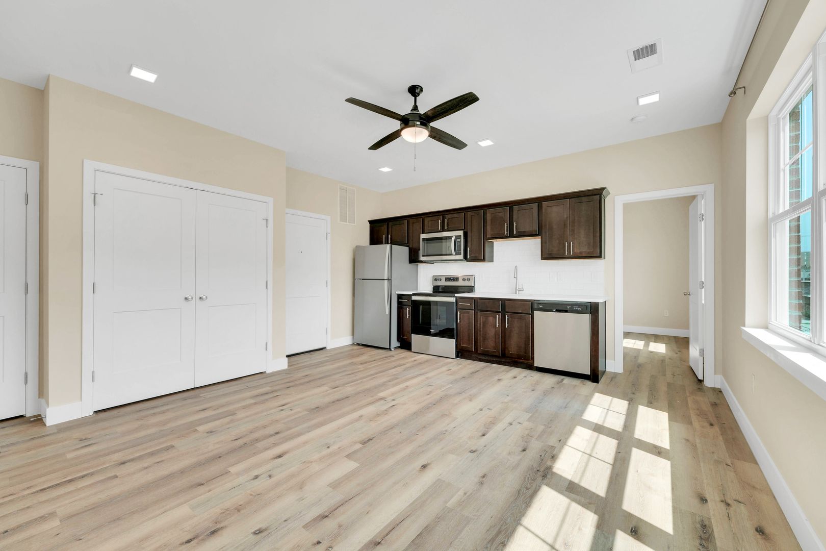 Beverly Lofts, LLC - West - 519 E. Cherry St. 3 of 10