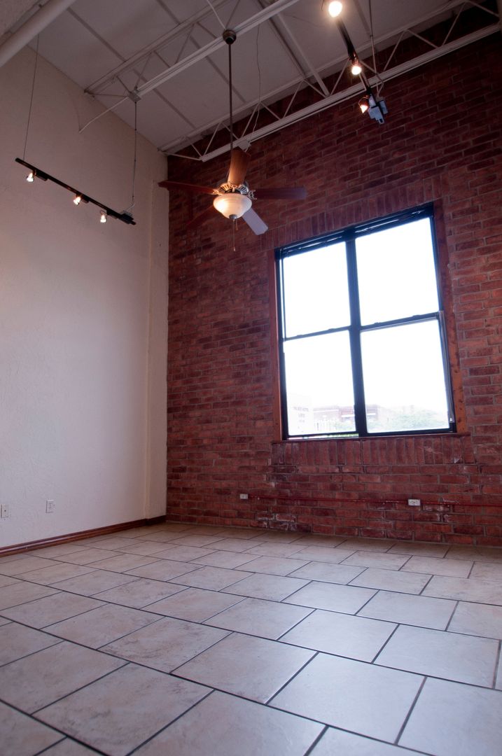 Springfield Apartment: 520 W. Olive St.