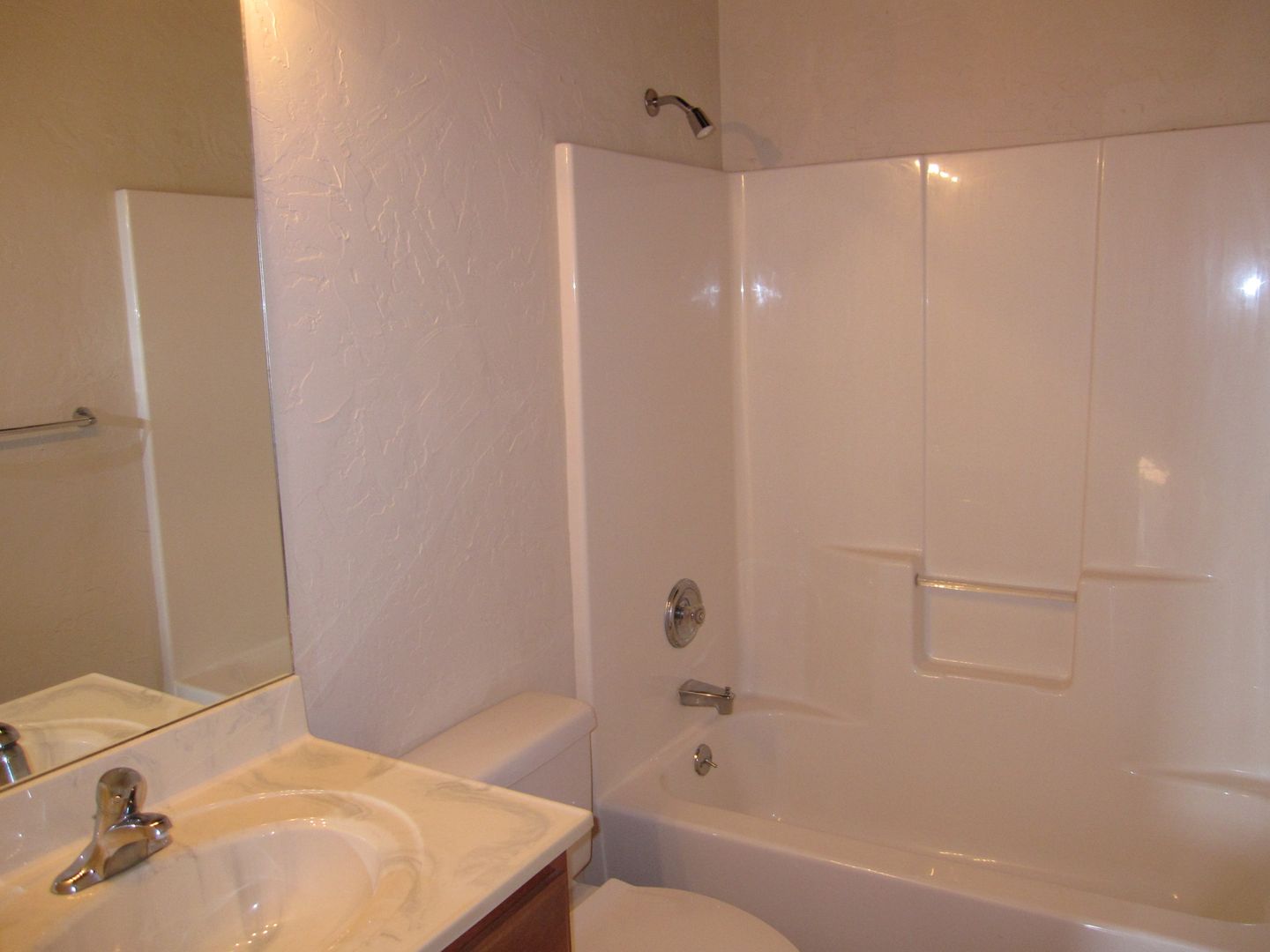 Springfield Apartment: 505 N. Jefferson Ave.