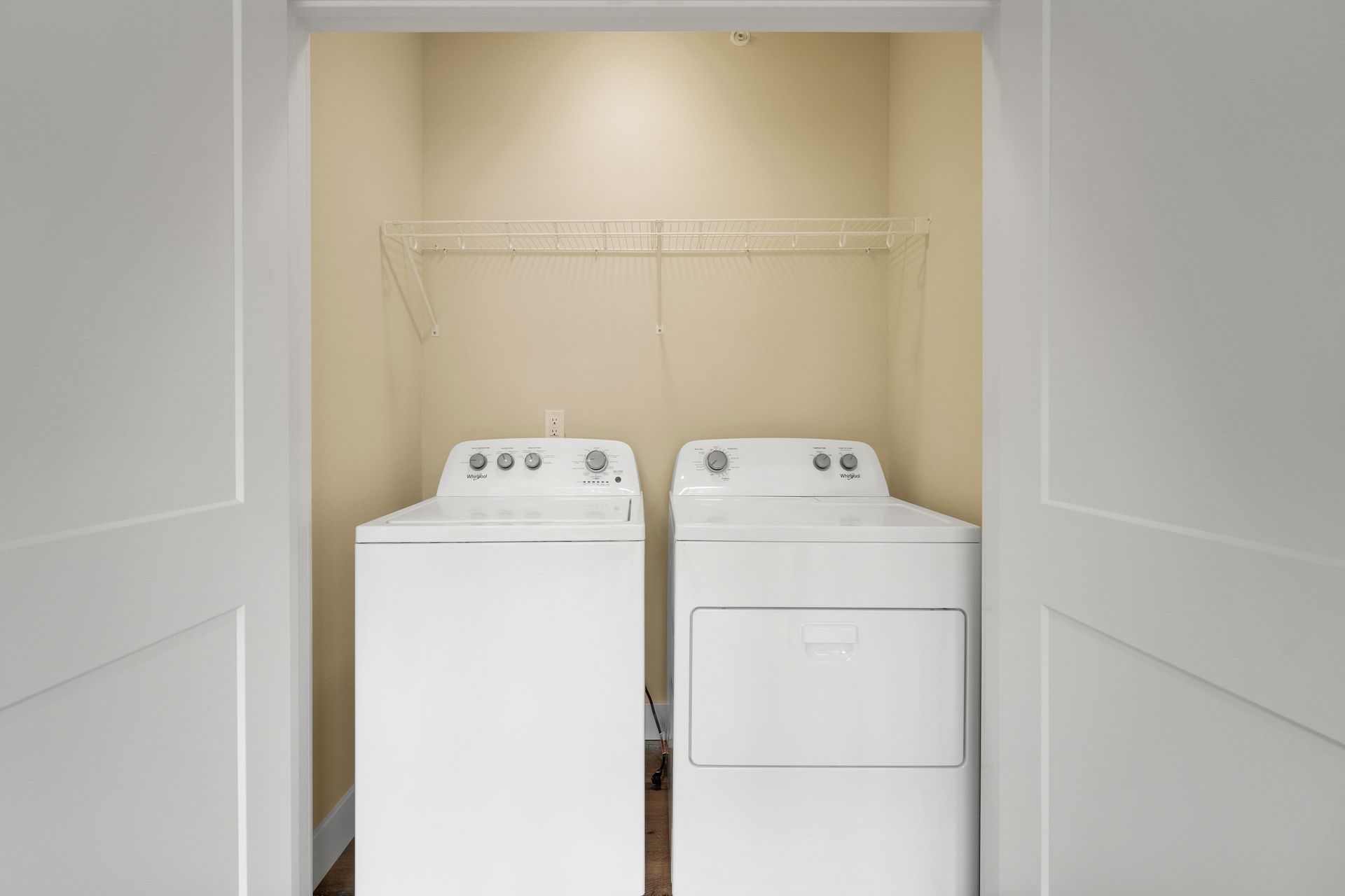 Beverly Lofts, LLC - West - 519 E. Cherry St. 4 of 12