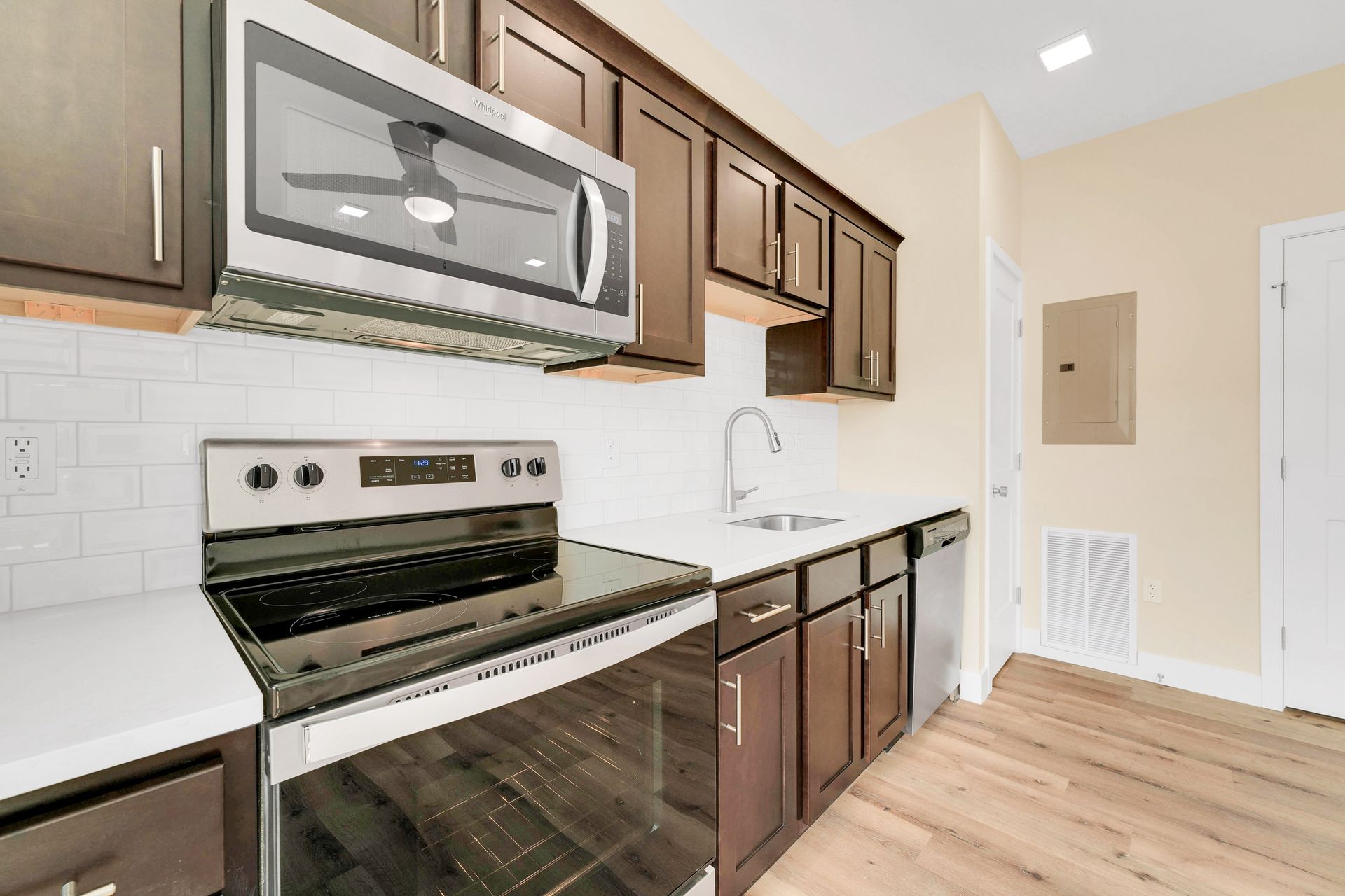 Beverly Lofts, LLC - West - 519 E. Cherry St. 5 of 12
