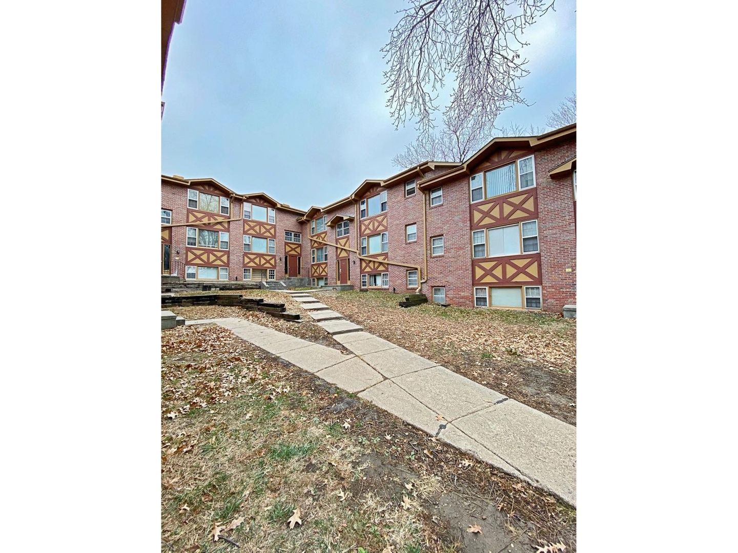 Omaha Apartment: 2003 N. 45th Street