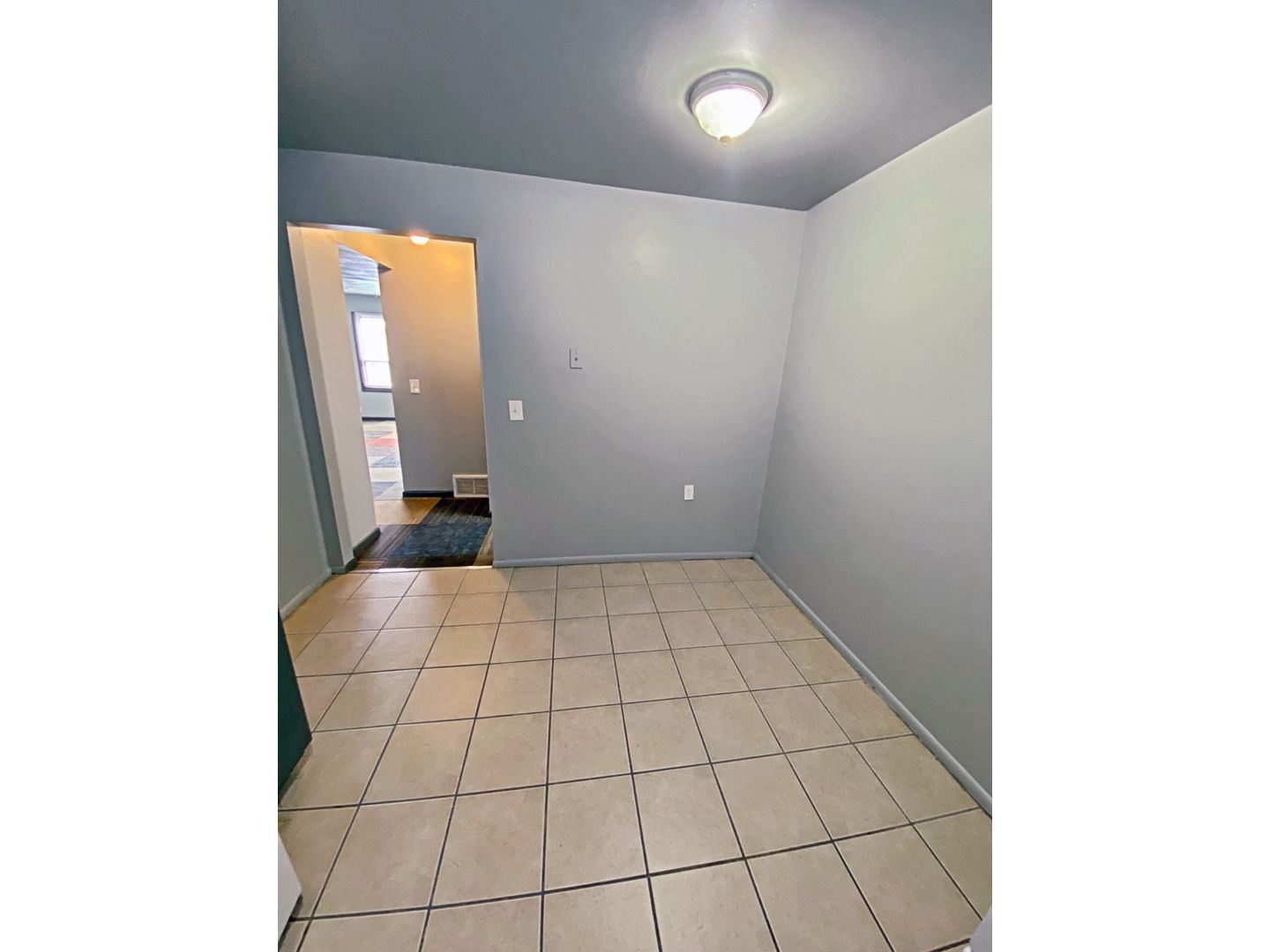 Omaha Apartment: 1110 N. 48th Avenue