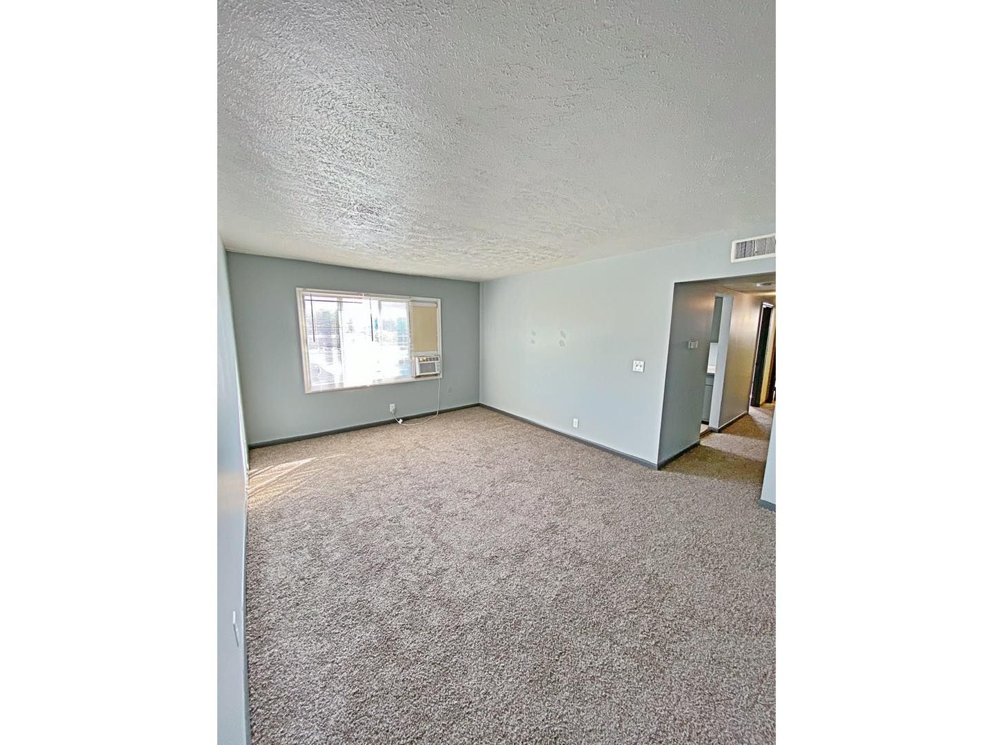 Omaha Apartment: 1115 N. 48th Street