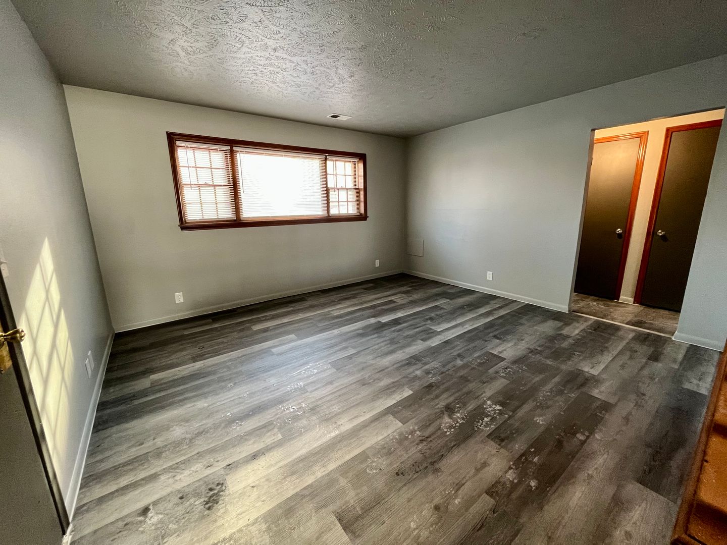 Omaha Apartment: 2003 N. 45th Street