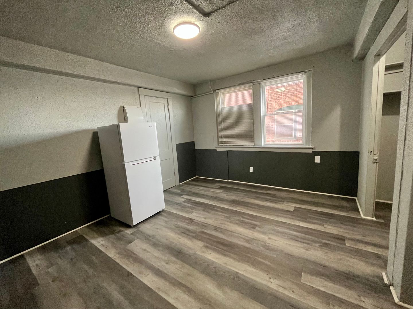 Omaha Apartment: 2207 Jones Street