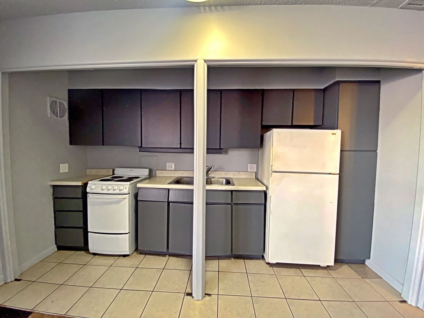 Omaha Apartment: 1101 N. 48th Avenue