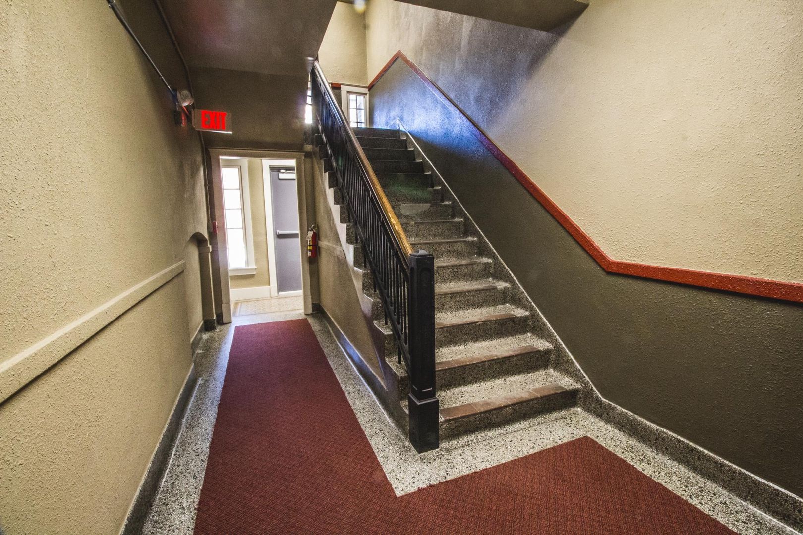 Omaha Apartment: 2243 Jones Street