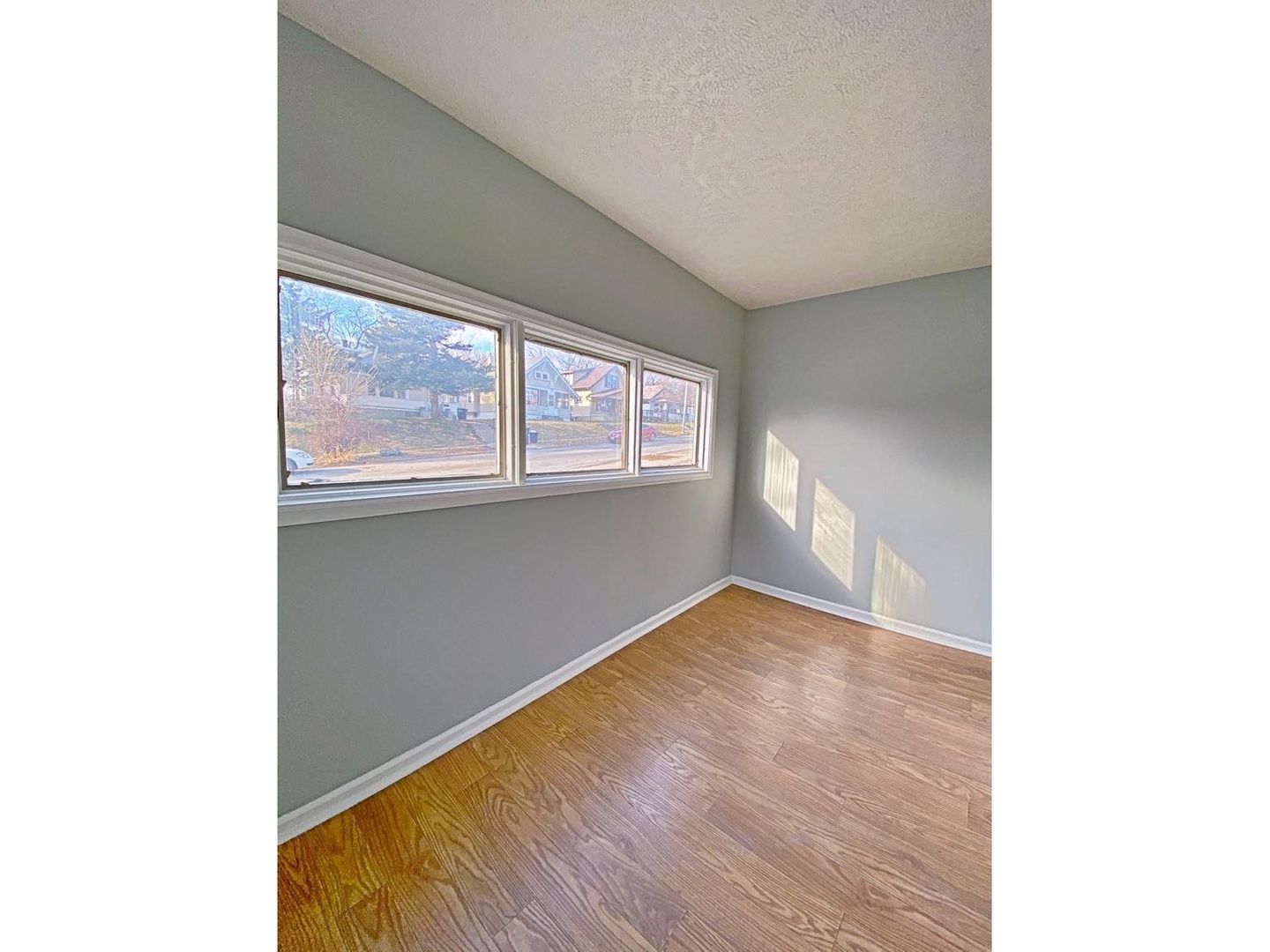 Omaha House: 4707 North 40th Avenue