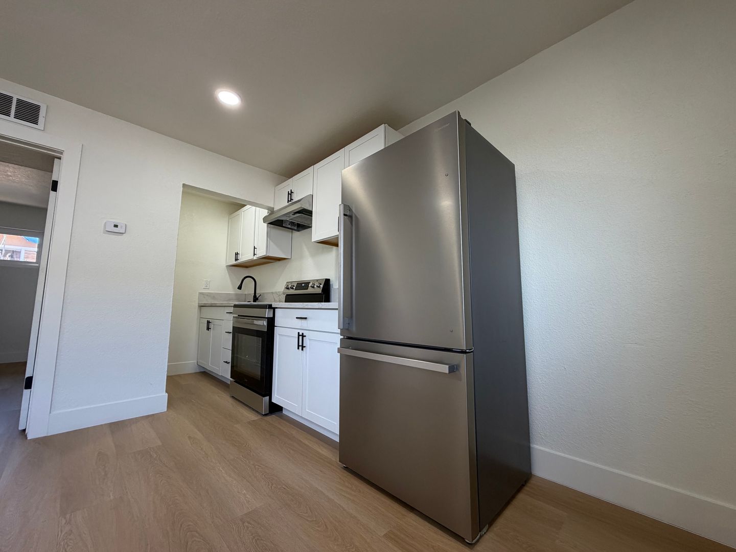Henderson Apartment: 438 Perlite Way