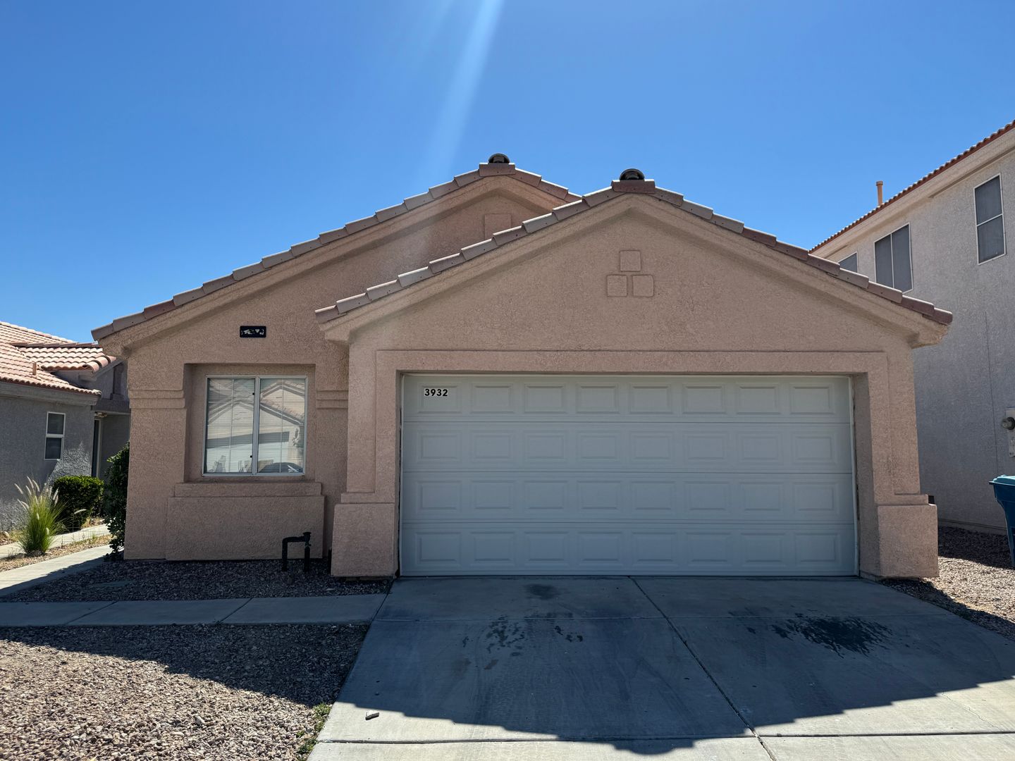 Las Vegas House: 3932 Marble Mountain St