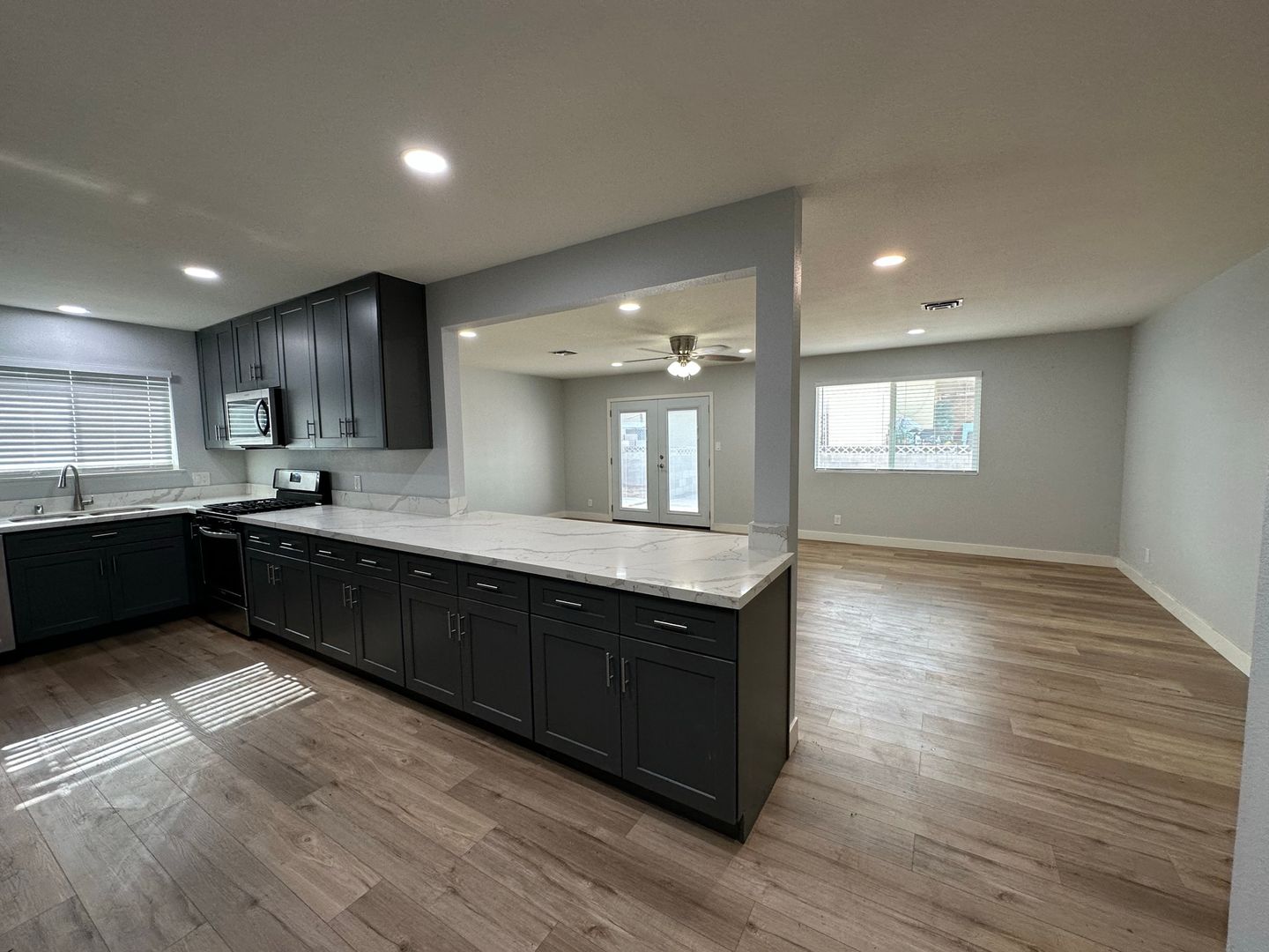 Las Vegas House: 5233 Lytton Ave