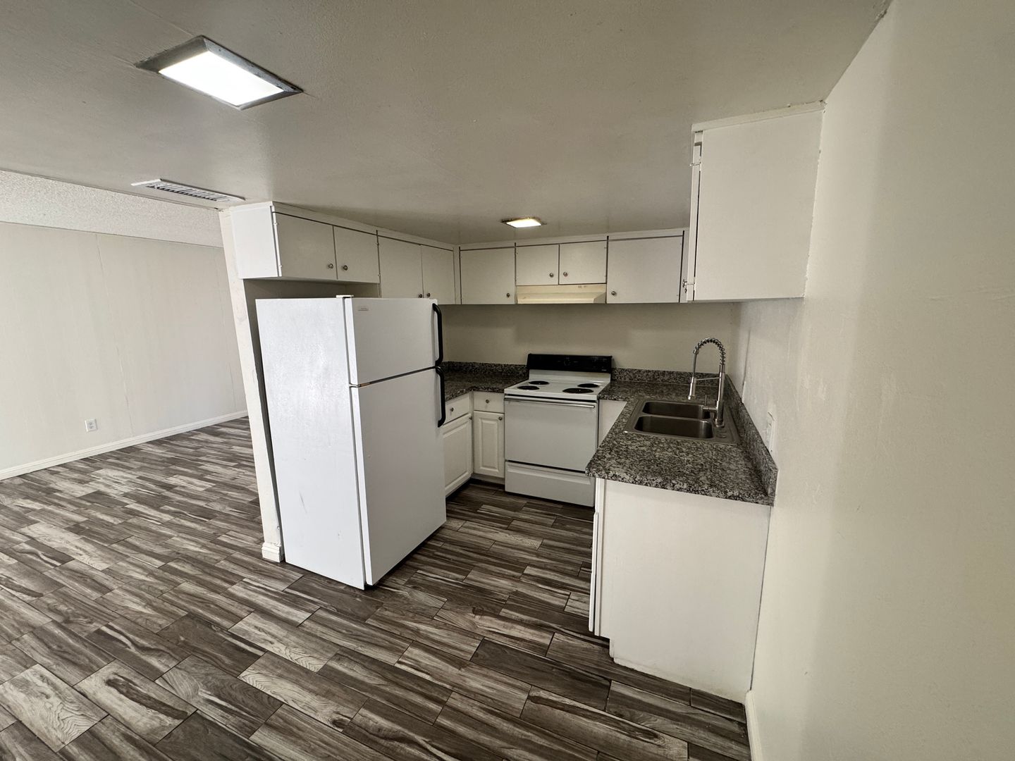 Las Vegas Apartment: 3792 Palos Verdes St