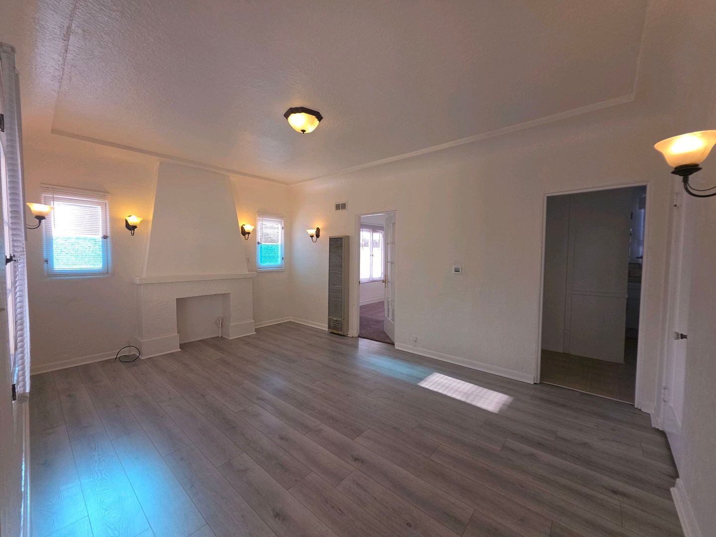 Long Beach Apartment: 788-794 Molino Ave.