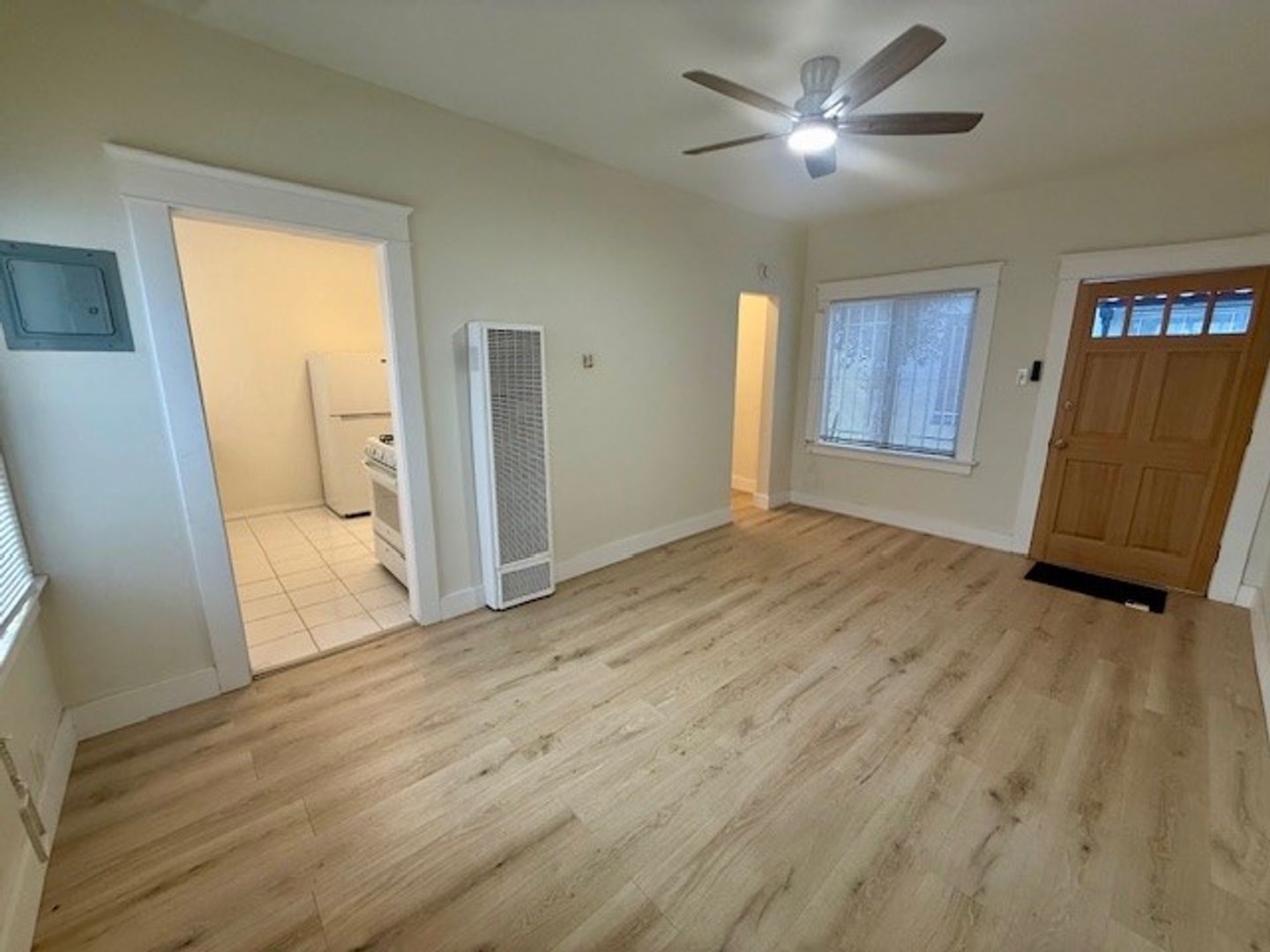 Long Beach Apartment: 1819 E. 4th Street