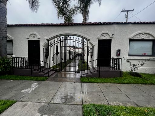 Alamitos Beach, Charming Lower-Level Studio in a Gated Building! – photo 1