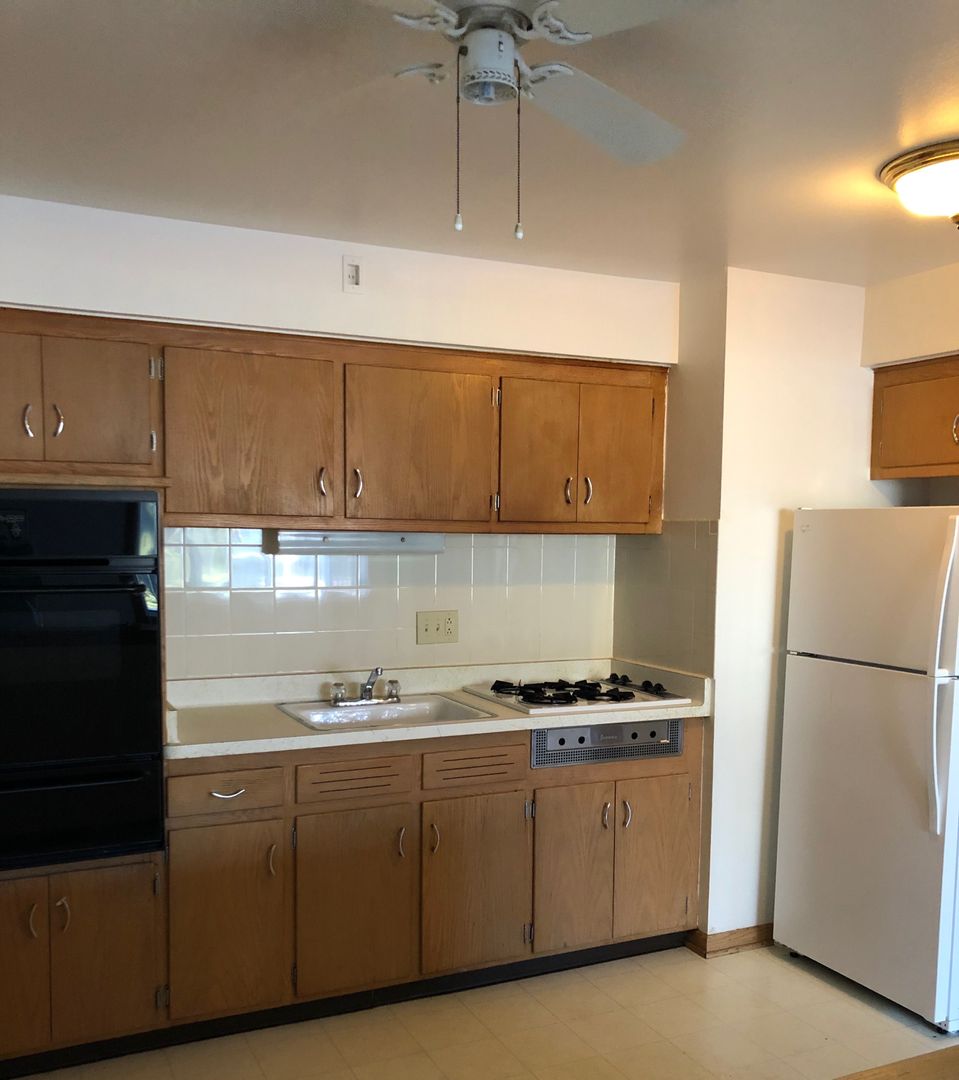 MIlwaukee Apartment: 3421 N. Oakland Ave.