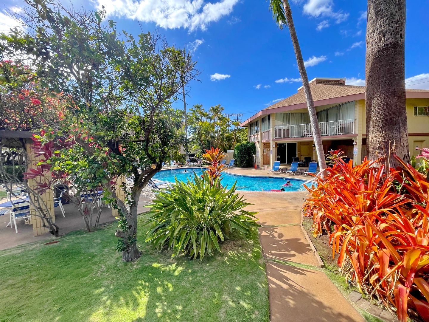 Kihei Condo: 2619 S Kihei Rd. Unit B406