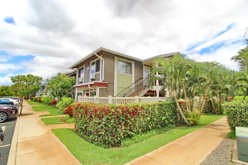 Kamalani in North Kihei - Partially Furnished or Available Unfurnished -Top Floor 2 bed 1.5 Bath Condo