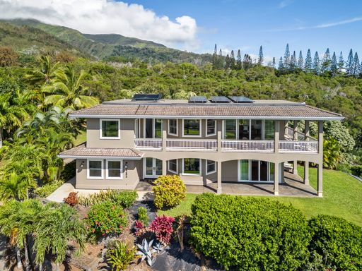 Upper Class Elegance in this 4 bed/3bath Home in Wailuku Country Estates- Unfurnished-Ocean Views-Utilities Included – photo 1