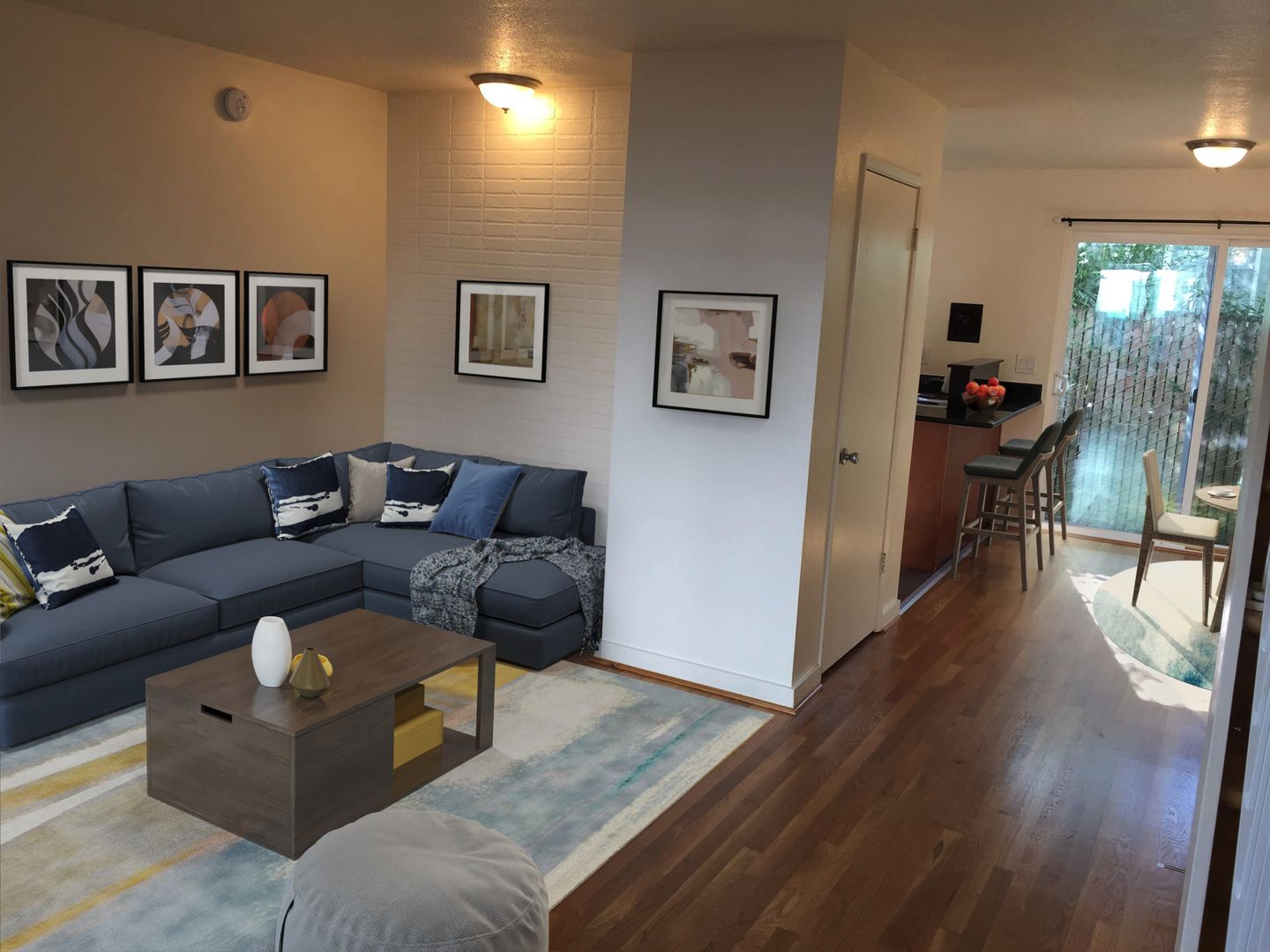 Portland Apartment: 426 NE 75th Ave