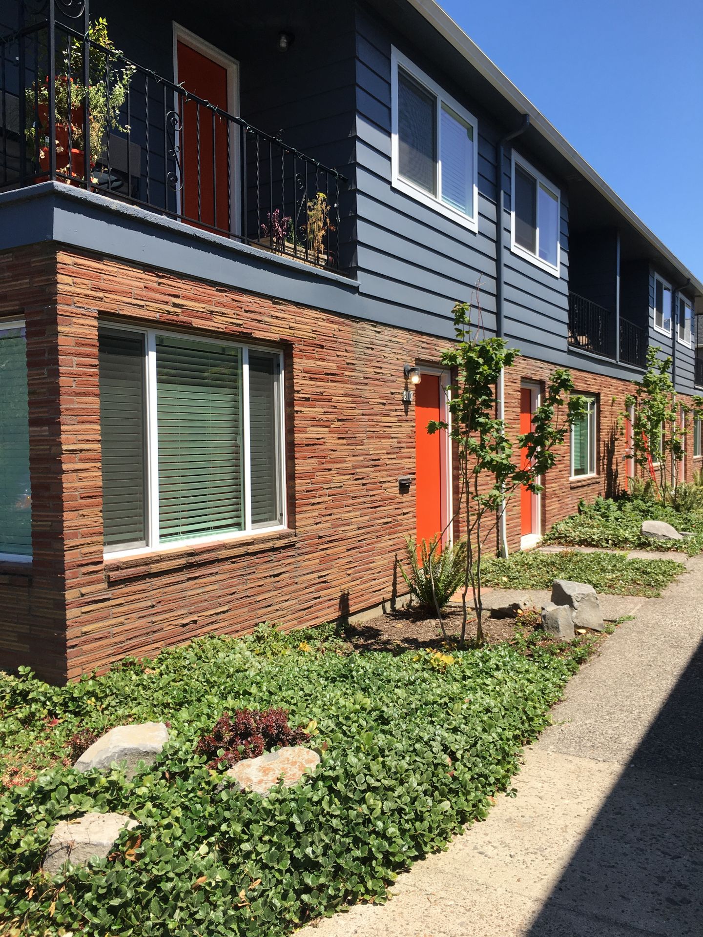 Portland Apartment: 602-616 NE 78th Ave - 614