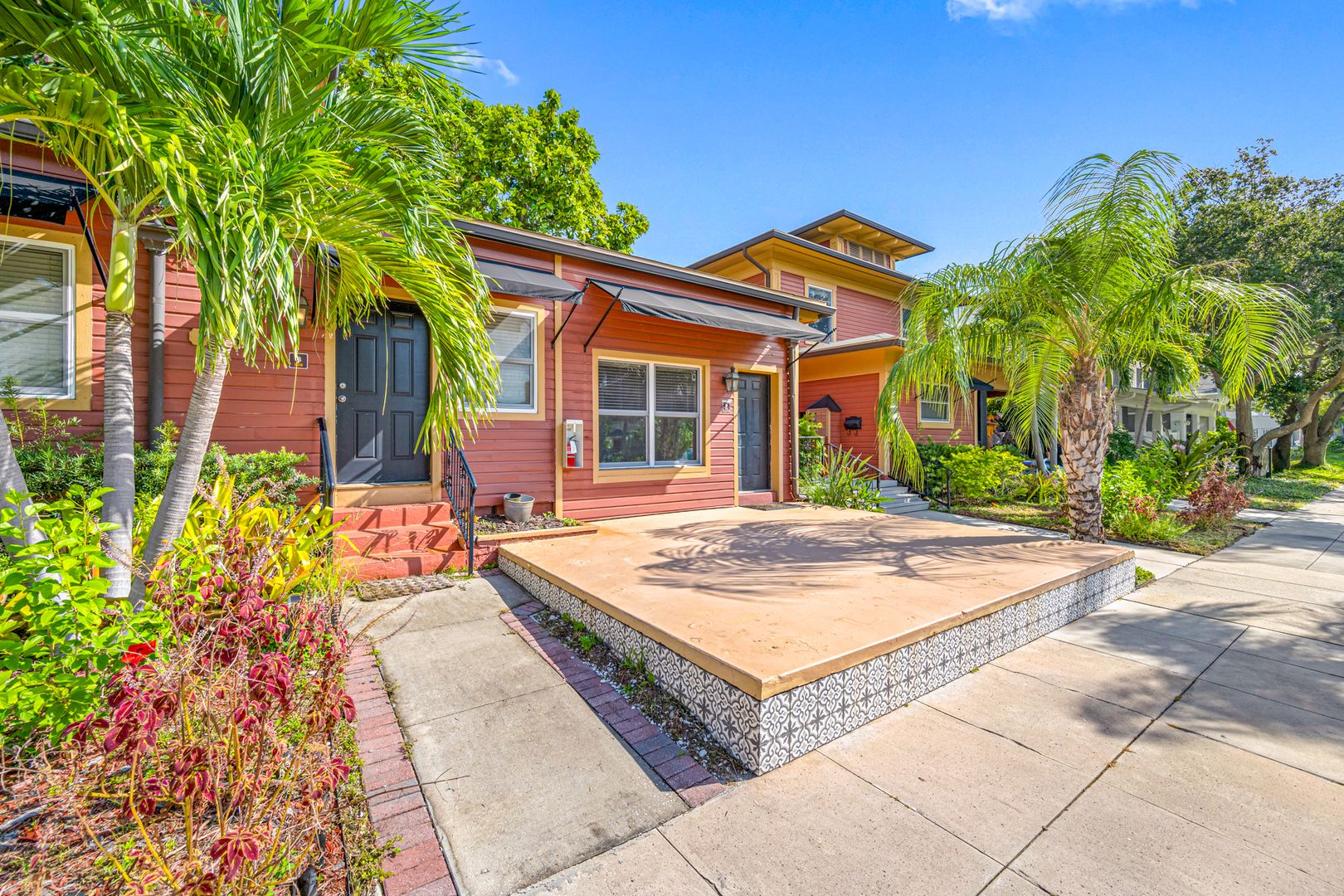Tampa Apartment: 705 W Bay St.
