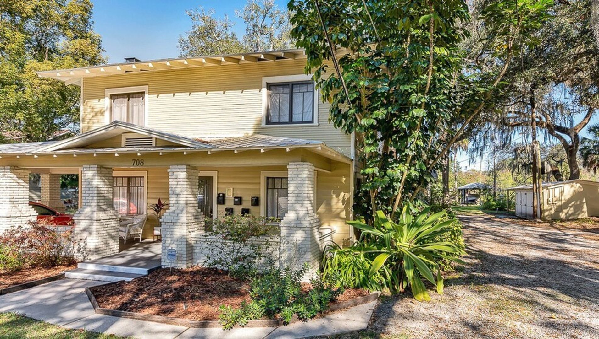 Tampa Apartment: 708 E Hollywood St