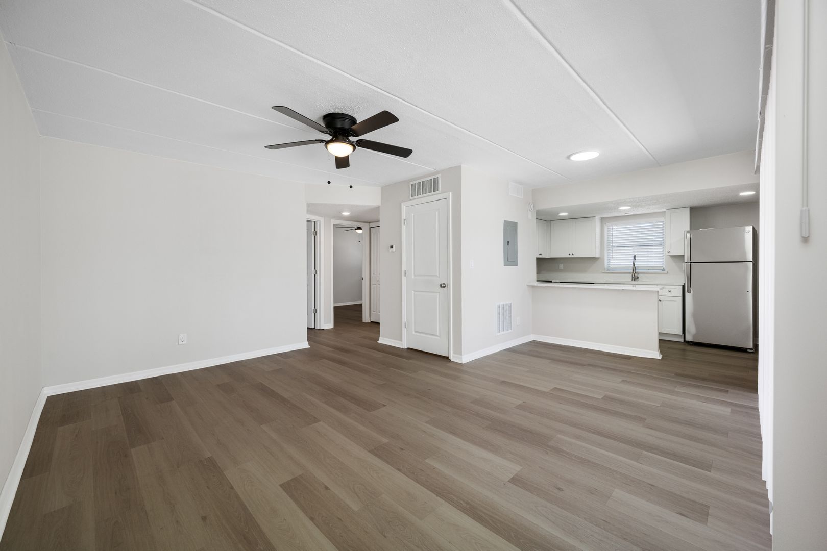 St Pete Beach Apartment: 8012 Blind Pass Rd