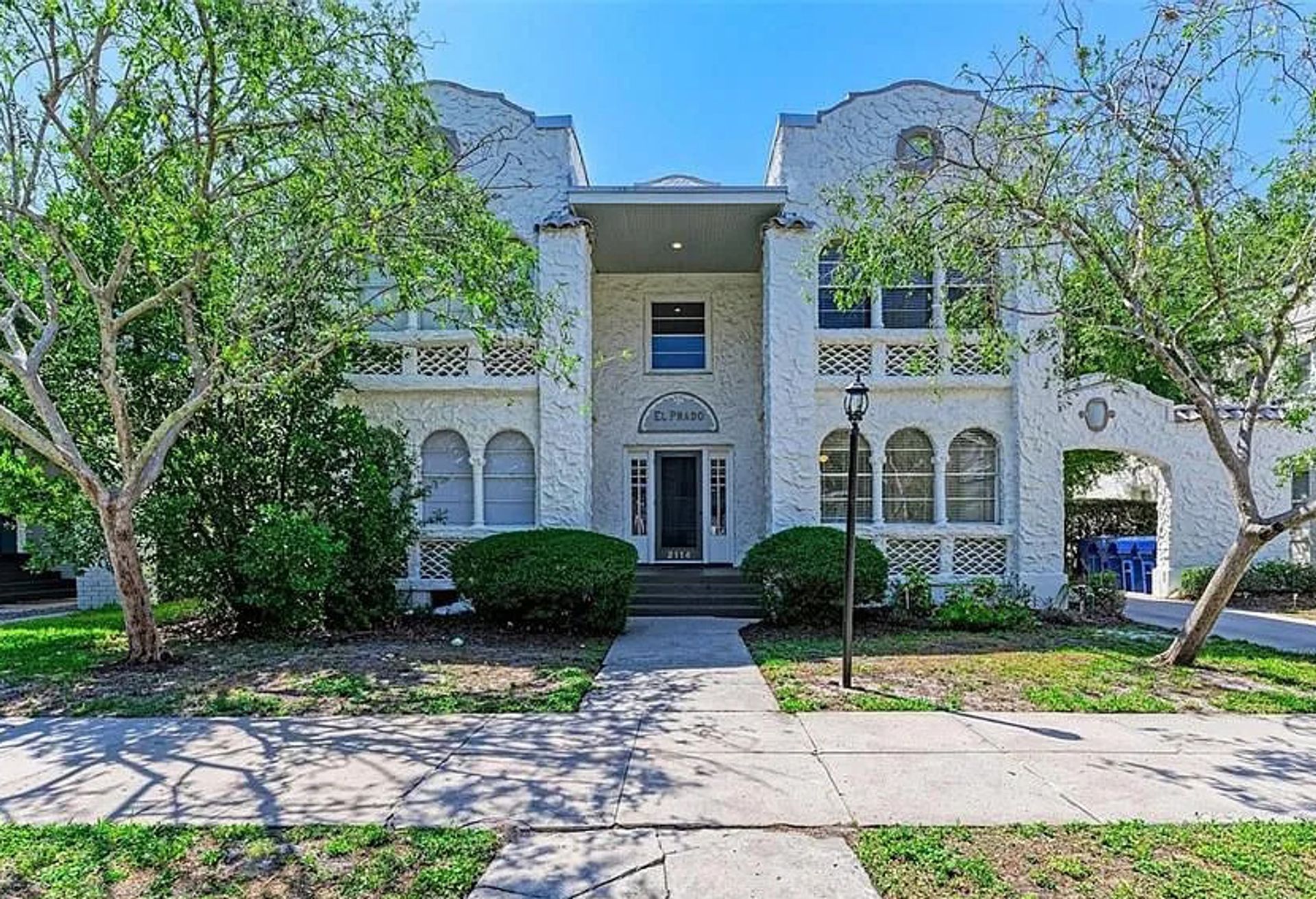 Tampa Apartment: 2114 W Dekle Ave