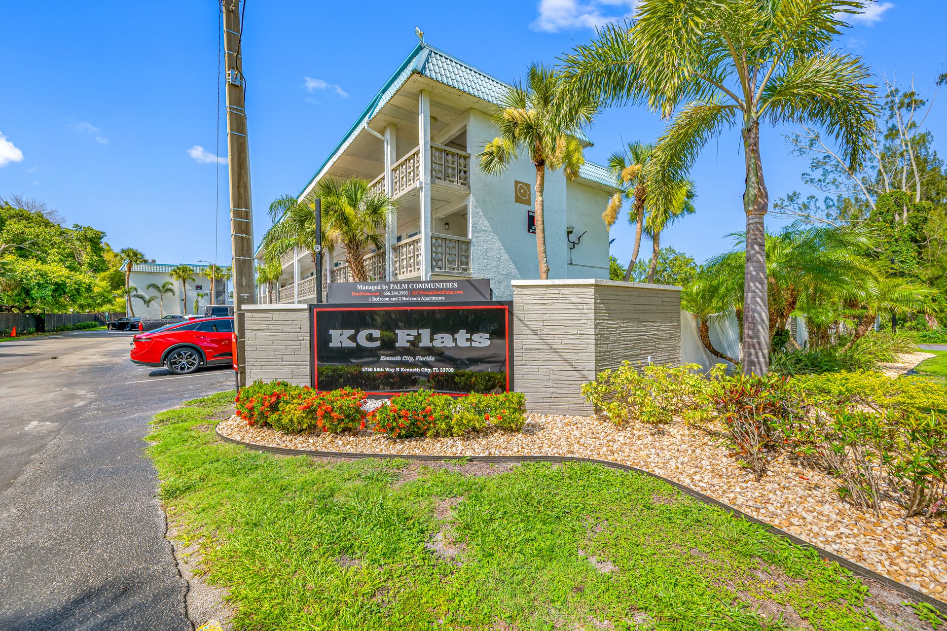 Kenneth City Apartment: 5870 56th Ave N