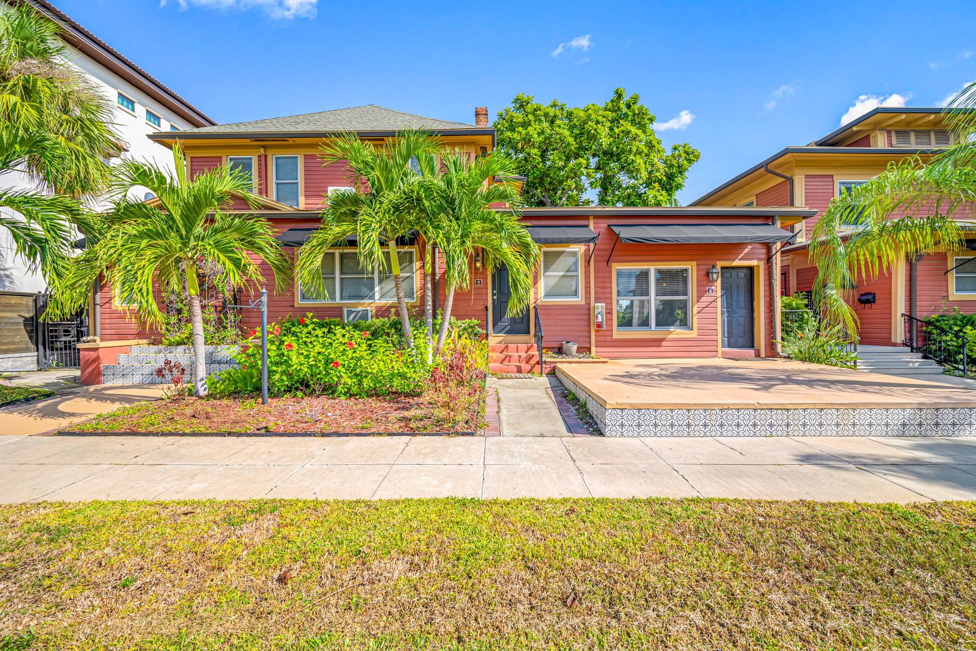 Tampa Apartment: 705 W Bay St.