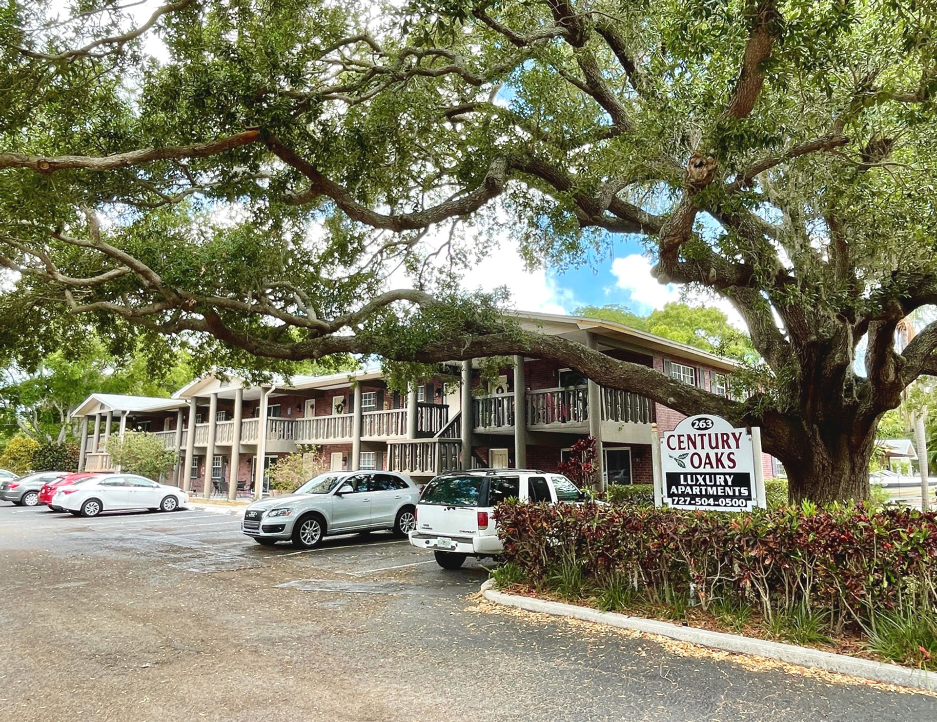 Largo Apartment: 263 14th St NW