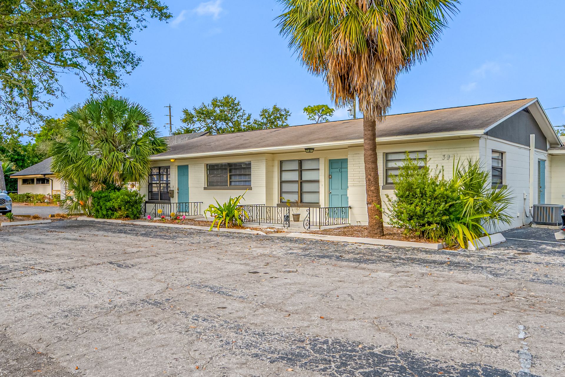 St Petersburg Apartment: 3901 5th Ave N