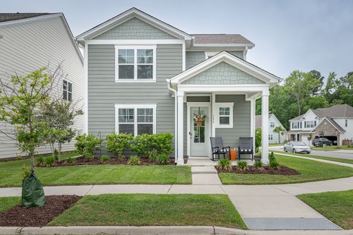 Better than new 3 bedroom in The Ponds - Summerville – photo 1