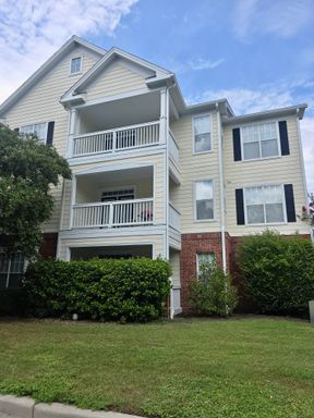 Two bedroom condo at Concord West of the Ashley - West Ashley – photo 1