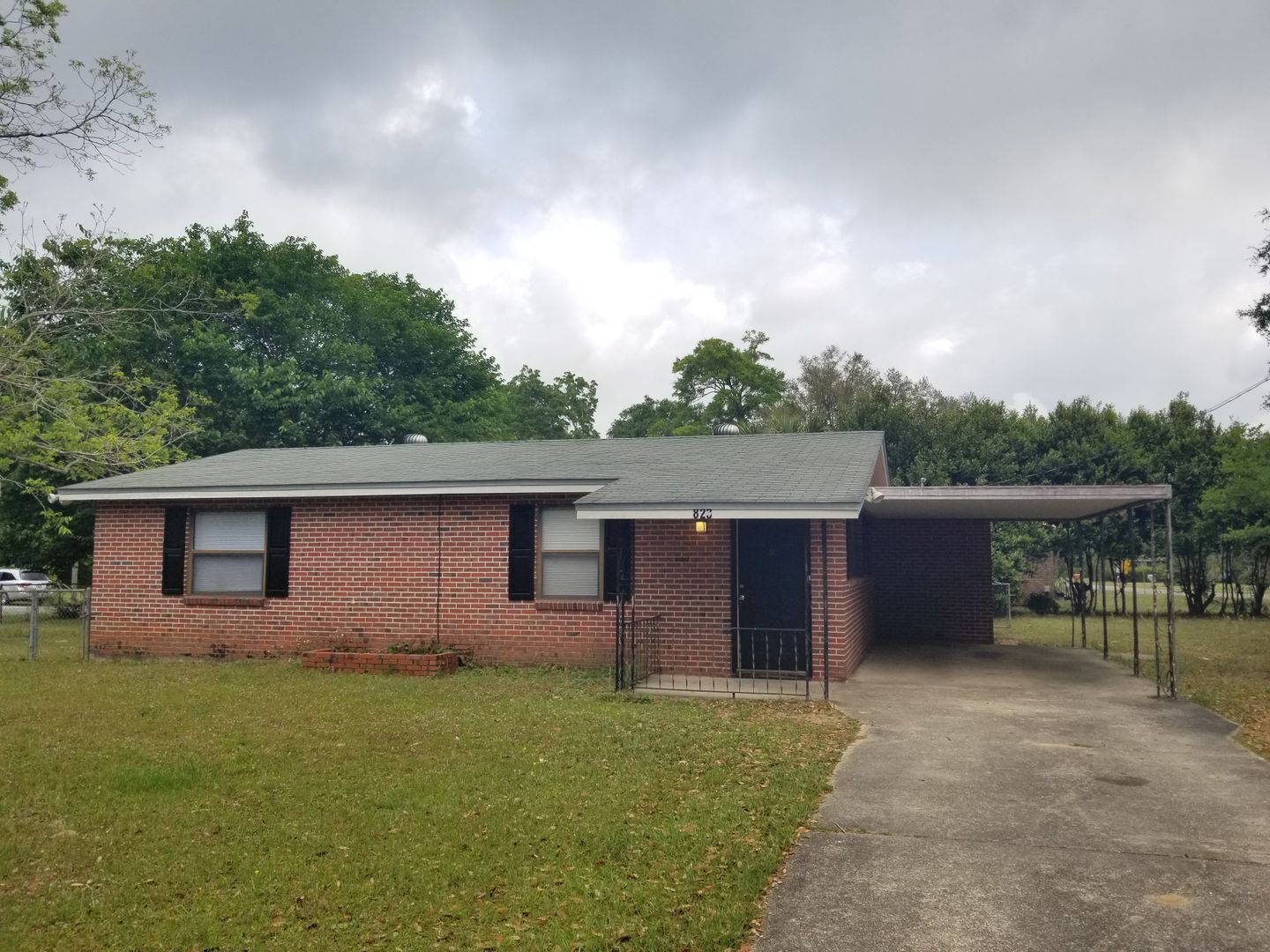 Pensacola House: 823 N. 75th Ave.