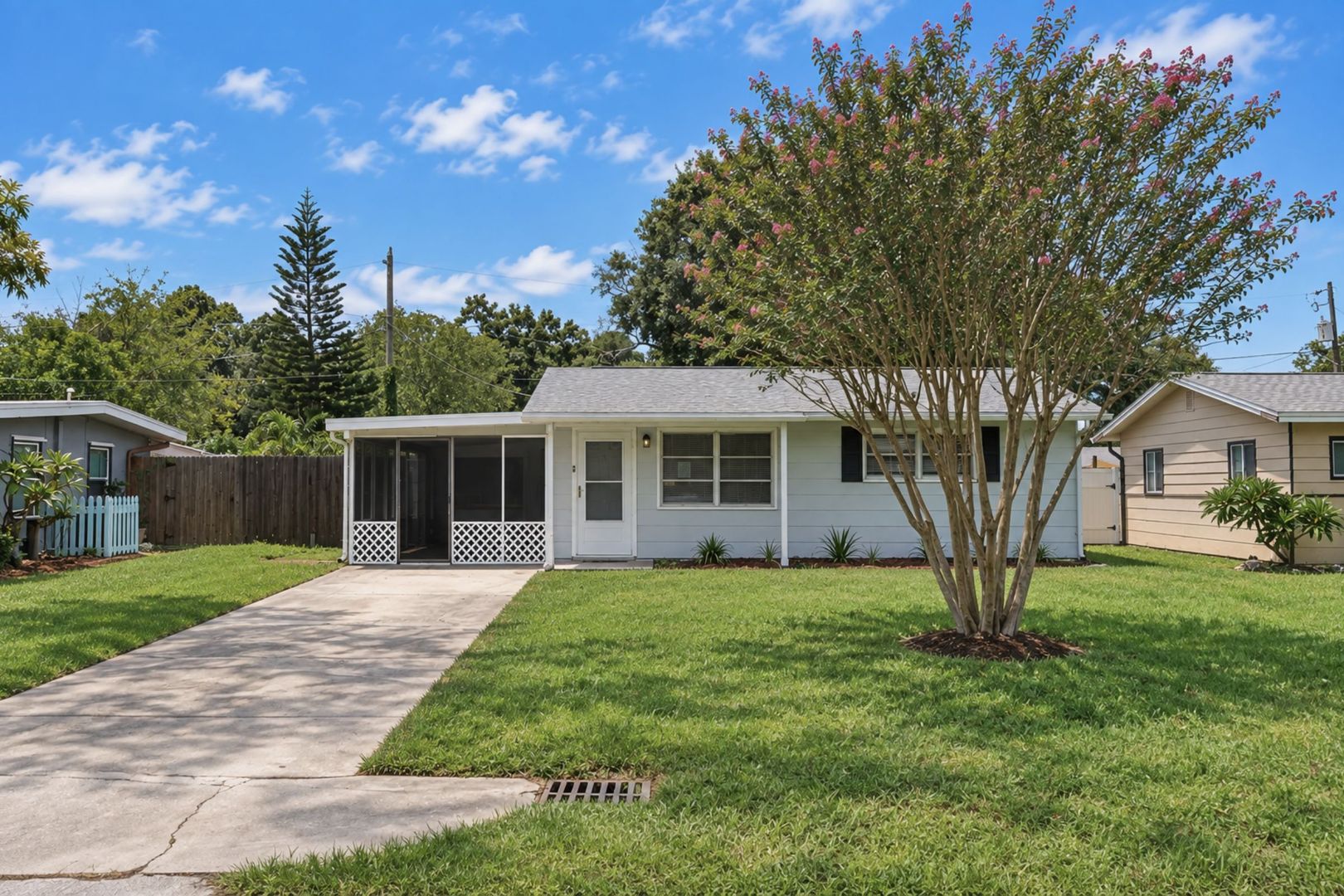 St. Petersburg House: 4240 78th Way N