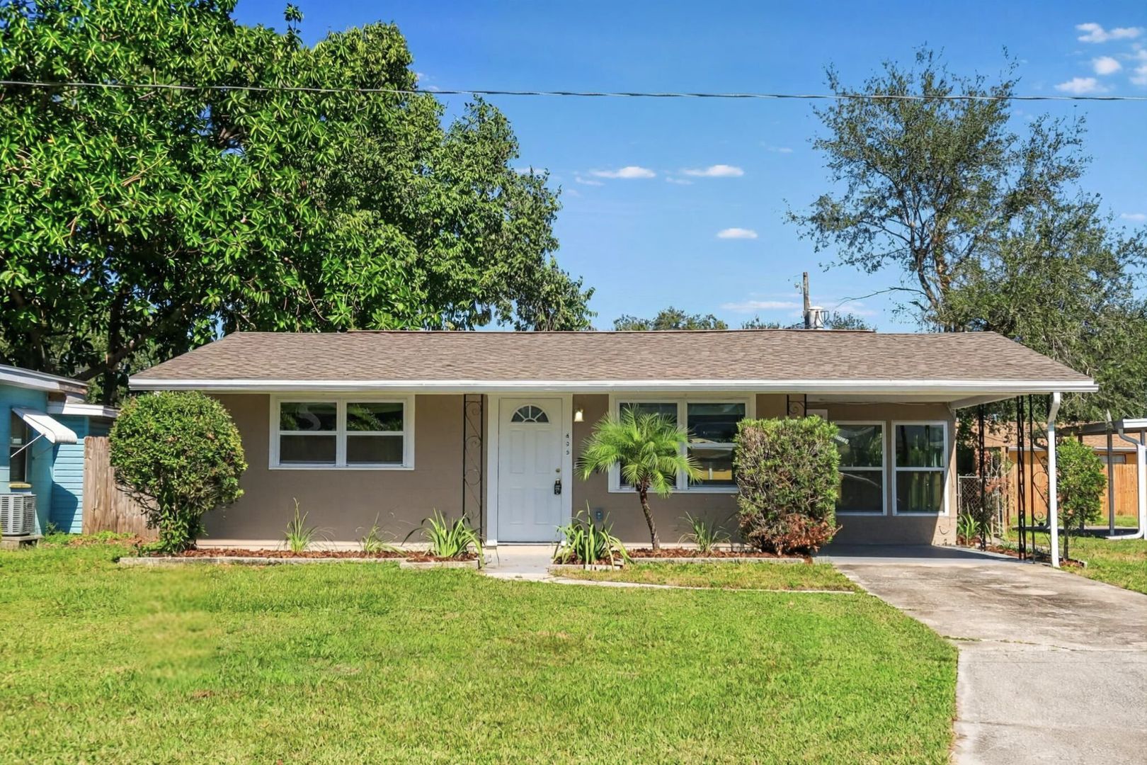 St. Petersburg House: 435 92nd Ave N